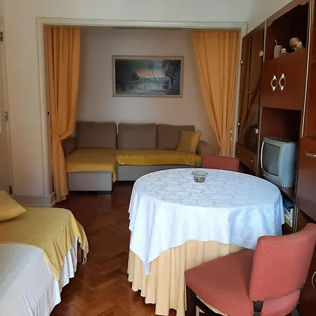 Mary Apartments